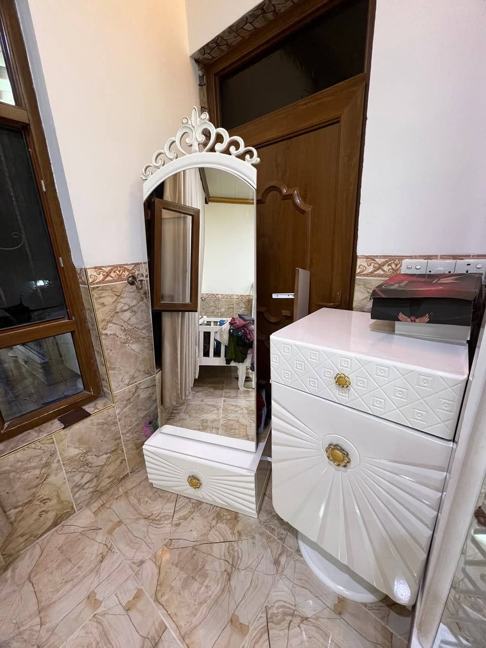 سلام عليكم ورحمة الله وبركاته
تخم نوم ملكي للبيع ٩ قطعه صبغ حرارى ضد رطوبه
بحاله جيده ٩٠ ٪؜ عنوان كركوك روناكى  سعرها ٩٥٠ بيها مجال للطيبين رقم موبايل:-
0️⃣ 7️⃣ 8️⃣ 7️⃣ 0️⃣ 9️⃣ 8️⃣ 1️⃣ 9️⃣ 9️⃣ 8️⃣


**إذا كنت صاحب هذا الإعلان وتريد حذفه لأي سبب، رجاءا أرسل رسالة إلى الدعم الفني**