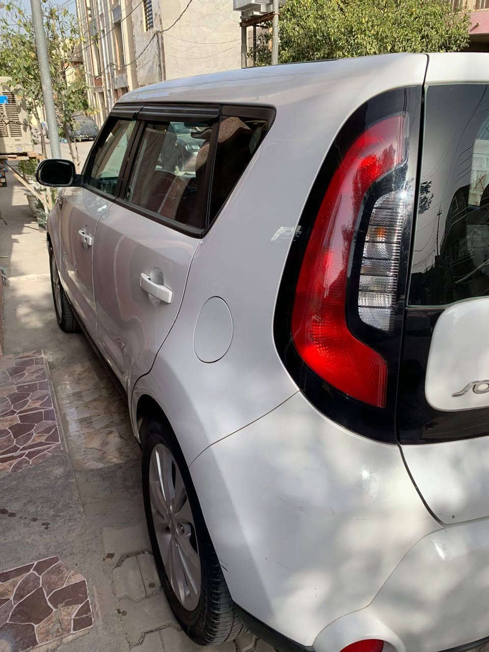 للبيع اومراوس كيا صول ٢٠١٤ وارد أمريكي قطعتين تبديل وصبغ باب خلفي ايمن صبغ أثر طخه محرك 2000  GDI جديد كير مكفول رقم بغداد انكليزي بإسمي سنويه ٢٠٢٩ تحويل مباشر السعر 11500$ وبيها مجال للجاد بالشراء ماشيه 93 الف الاتصال بابو شمس ***********و  *********** متواجد على المسنجر والواتس اب مكان السياره الكريعات السبع ابكار بغداد, العراق
