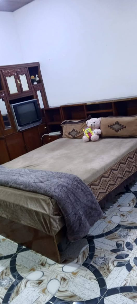 غرفه نوم للبيع حطاطه السعر 500 وبي مجال الاستفسار على هاذا
الرقم الموجود ***********
