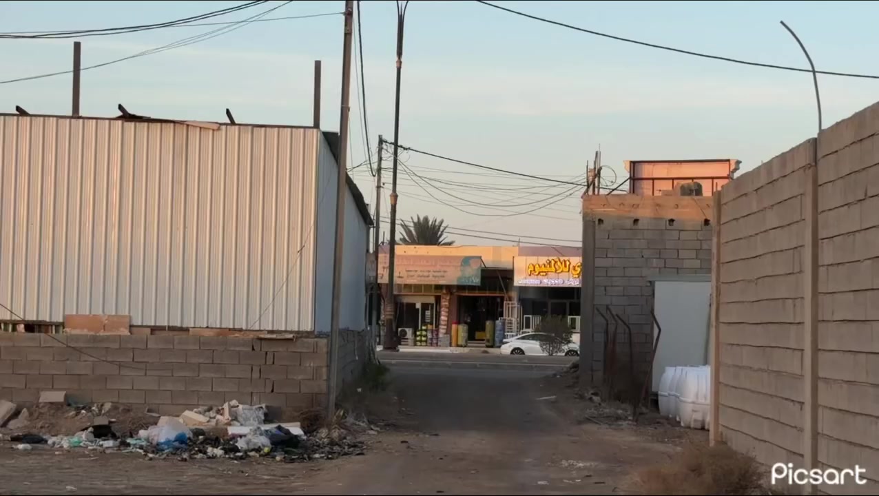 🔹 قطعة أرض سكني – وترهم تجاري مميز 🔹

فرصة ذهبية للاستثمار والسكن بنفس الوقت ✨
📍 الموقع: (الرمادي -شارع40)
📐 المساحة: (1250)متر 
🛣 واجهة ممتازة على شارع حيوي
🏠 صالحة للبناء السكني
🏢 وترهم تجاري 
✔ منطقة مخدومة بالكامل
✔ قريبة من الأسواق والخدمات
✔ سند نظامي (زراعي) وجاهز للتحويل

السعر: (يذكر عند الاتصال 💵)

📞 للاستفسار والمعاينة:*********** 📱
مكتب الدار المميز للوساطة العقارية
ملتزمون بالعمولة الرسمية
متابعة قانونية لحين إتمام الصفقة ✔
