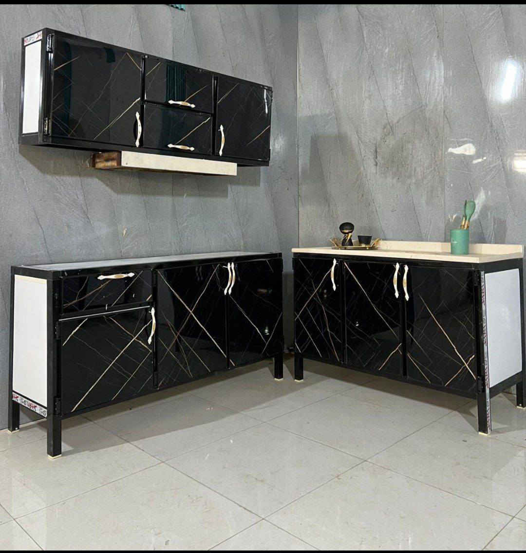 كاونتر ارضي وملحق متر ونص
سنك  متر وعشرين 
السنك مرمر صناعي 

السعر: 200الف بدل ال250
للحجز السريع والاستفسار مراسله واتساب فقط  ***********
