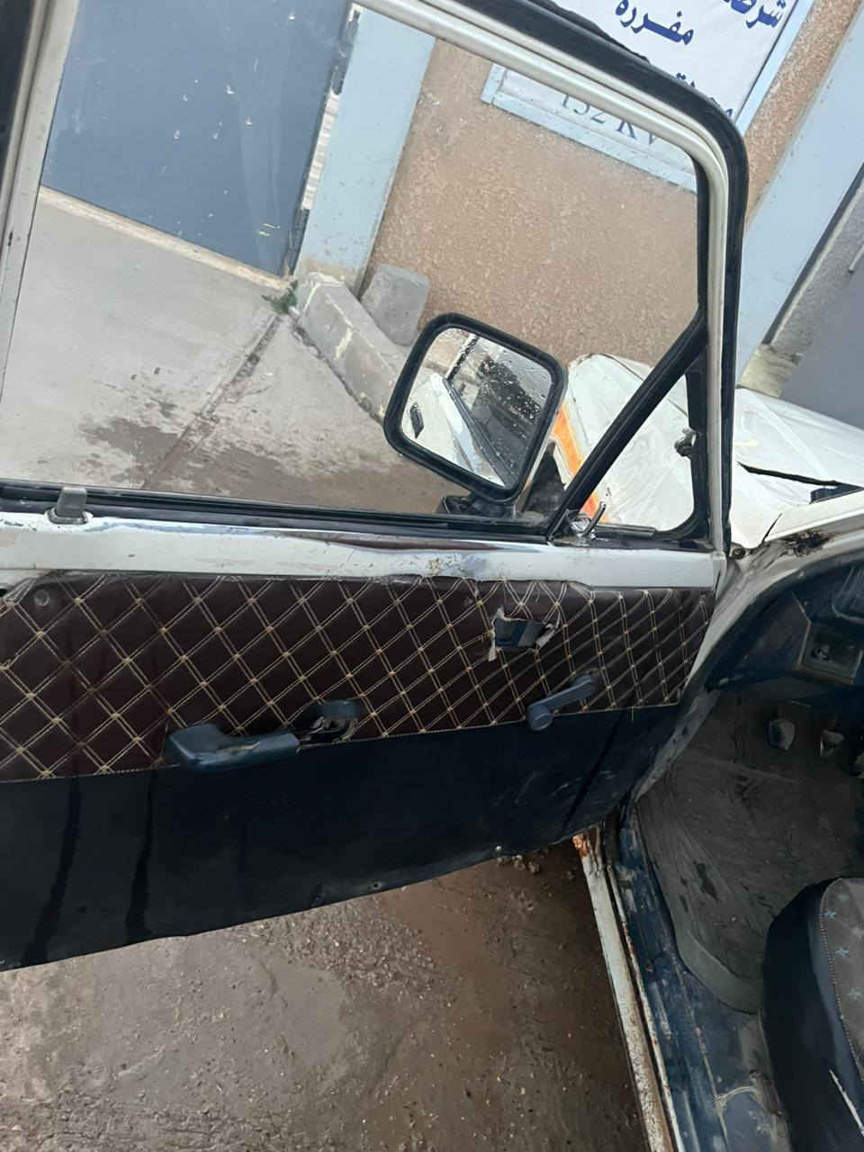 سلام عليكم بيكم للبيع موديل 88 مكينه كروسيده كيره 5نمر بلاد قماره بلام شاصي بلاد طخه جاكوج مابيه على وضع الشركه صدر امامي خلفي جديد مكينه سبانه ما ممدوه عليه كله بلاد  دسكات بانزت كله جديد رقم النكليزي بسمي ثاني يوم تحويل مشروع وطني جديده سياره سعده 40وبيه مجال مكاني ديالى بعقويه رقم *********** ابو مصطفى اللهيبي
