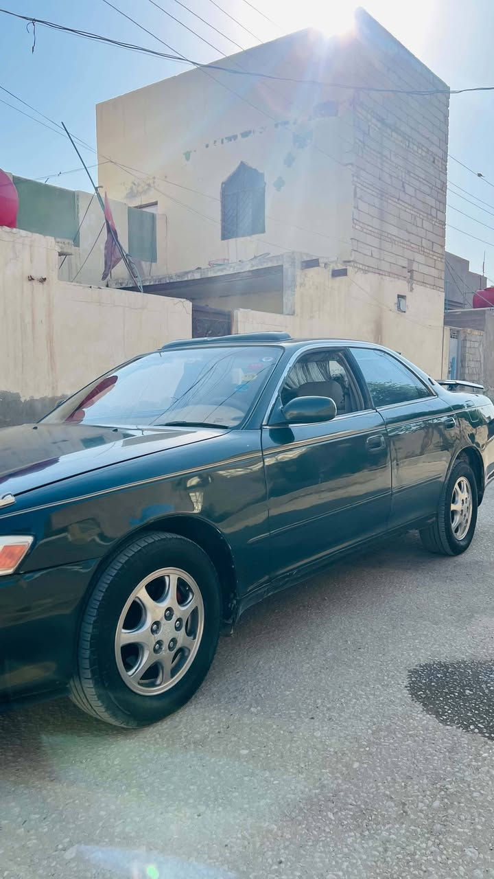 مارك نفخ لون زيتوني  موديل 93 رقم ديالي إنكليزي سنويه جديده
محرك 2500 ديلكو 
محرك وكير مكفولات حداديه خير من الله باتري جديد تخم تاير 
لايتات كرستال 
مكفوله كص ونقل جثه صبغ عام جماليه السعر 60 وبيه مجال حك الجيه مكاني بابل رقم الهاتف ***********
