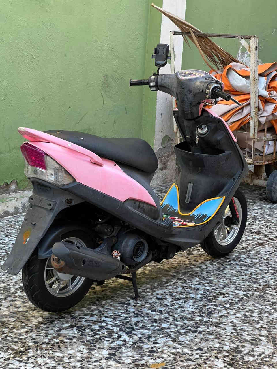 السلام عليكم دراجه ماكس عدله دراجه خير من الله كلهة كامله كهربائيات سلف دراجه كل نقص ما بيهة جيب فيتر وفحص بس طالنصتهة مو حلوه مكاني بغداد الشعب ***********
