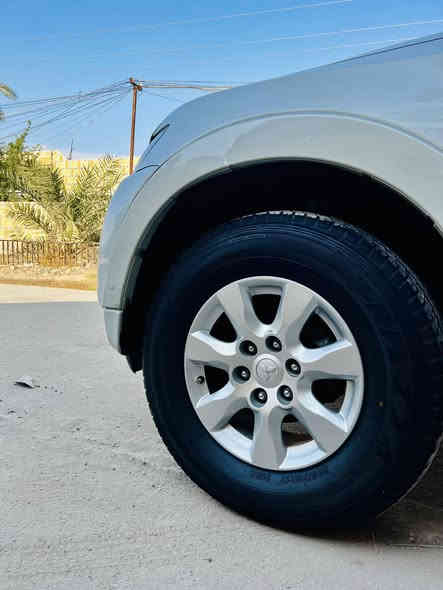 السلام عليكم
للبيع  ***********

باجيرو حبتور جديدة لسياره بعدها لوك دفاتر الشركه موجوده سبير مانازل.

باجيرو حبتور موديل 2015  ماشية 110الف حقيقي السيارة فول مواصفات 8 ايرباك محرك 3500 ترايش كروم لدات نهاري 4 اطارات جديدة ويل 17 زراك لايت ولايت زنون فتحه سقف سلايت كشنات جلد وكهرباء سستم صوت دمام خلفي 7 راكب تبريد ثلاث قطع وثلاجه وسطية حساسات وحاكيه بلوتوث السياره سويج عدد 2 رقمها سليمانيه بسمي تحويل مباشر هزه فحص سنويه كله جديد للاتصال ‏‪*********** والاستفسار
