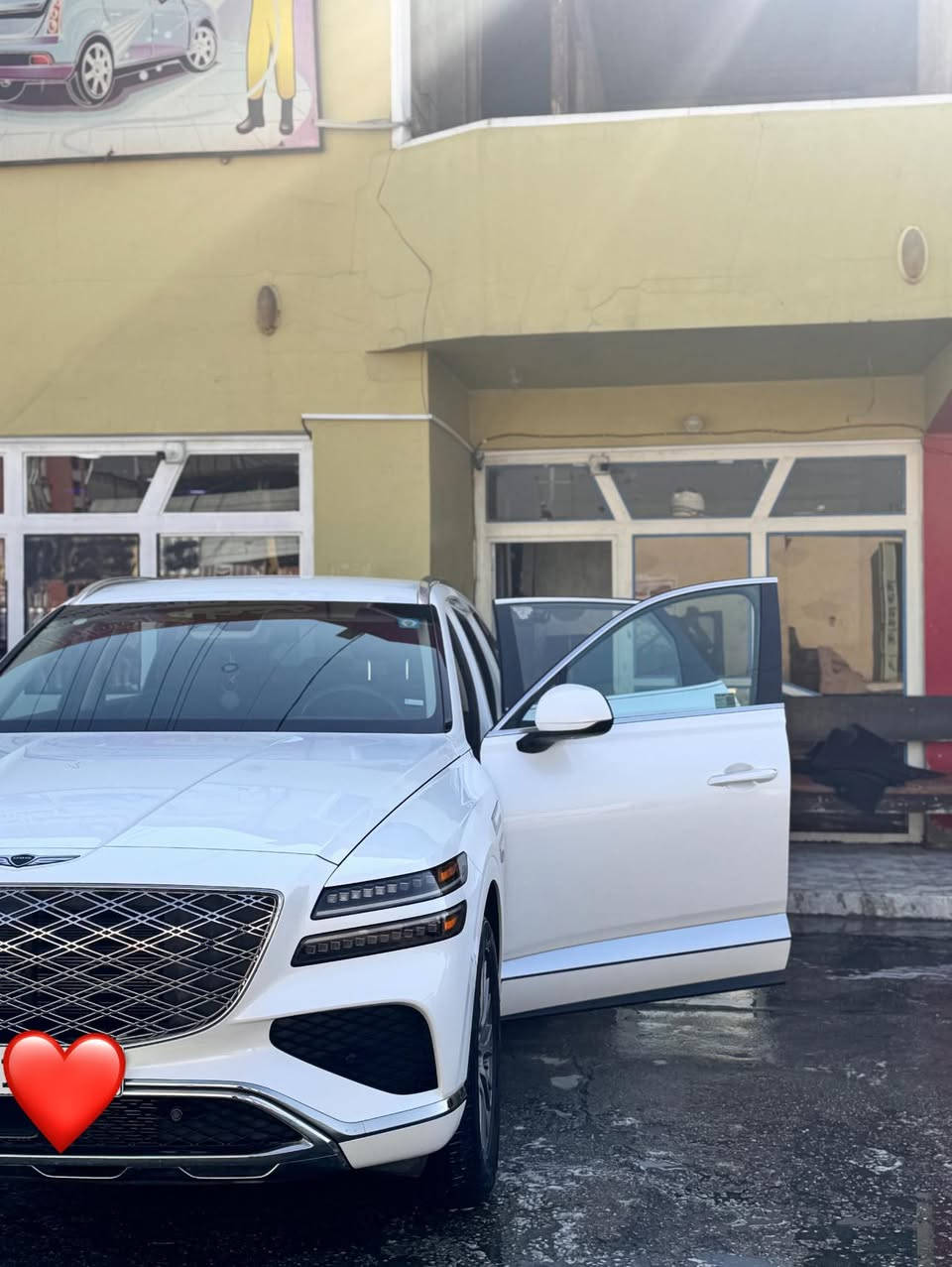 سلام عليكوم 
من رخصت الادمن المحترم 
جنسز للبيع 
موديل 2025
صور السنوار مرفقه معه الصور 
محرك 4سلندر تون تيربو 
رقم مميز بغداد
رقم صاحب السياره ***********
مكلف بل نشر 
❤️
