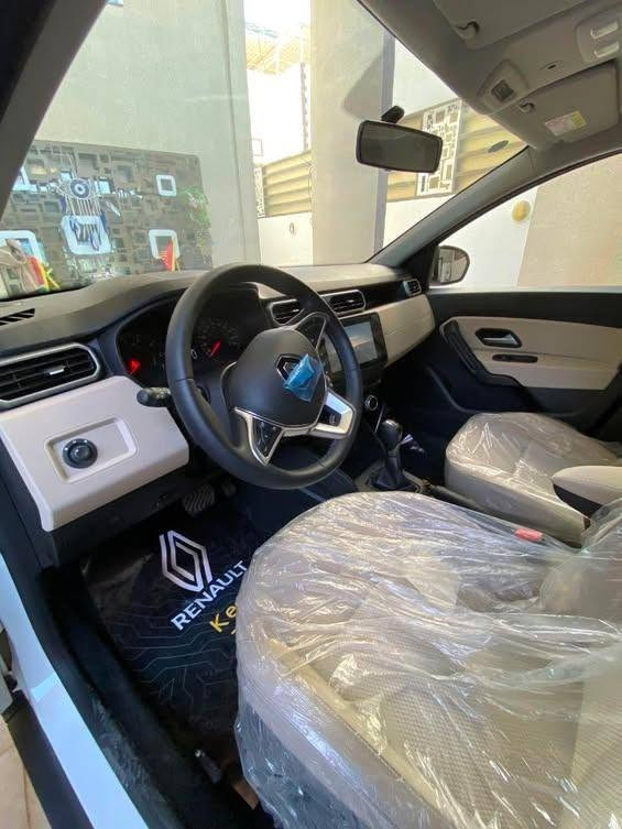 رينو داستر زيرو موديل 2025 سيارة فول مواصفات عدى فتحة  👇
4سلندر

محرك1600

بانزين

فئة SE

مقاعد جلد وقماش

5مقاعد

كاميراة خلفية

حساسات منحدر

حساس وقوف

تشغيل بصمة

مسند ذراع

مرايا جانبية كهربائية

نوافذ كهربائية

شاشة

تحكم في درجة الحرارة

6وسادة هوائية

مصابيح زينون امامية

مصابيح امامية لد

قفل مركزي للأبواب

مانع انزلاق

كاشف ضباب

السياره زيرو ماشية 1000
السعر 155
 الرقم عل يشتري
للاستفسار *********** النجف, العراق
