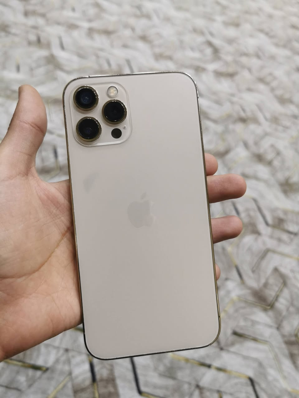 للبيع
12 pro max
مبدل كلاص وبطارية 100
دبل سيم وذاكرة 128
الجهاز نظيف وفيس ايدي وكل شي بي شغال 
السعر 270
اذا شراي تعال خاص وتدلل


**إذا كنت صاحب هذا الإعلان وتريد حذفه لأي سبب، رجاءا أرسل رسالة إلى الدعم الفني**