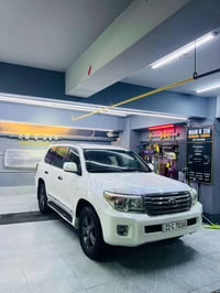 لاندكروز • ٢٠١١ • جي اكس