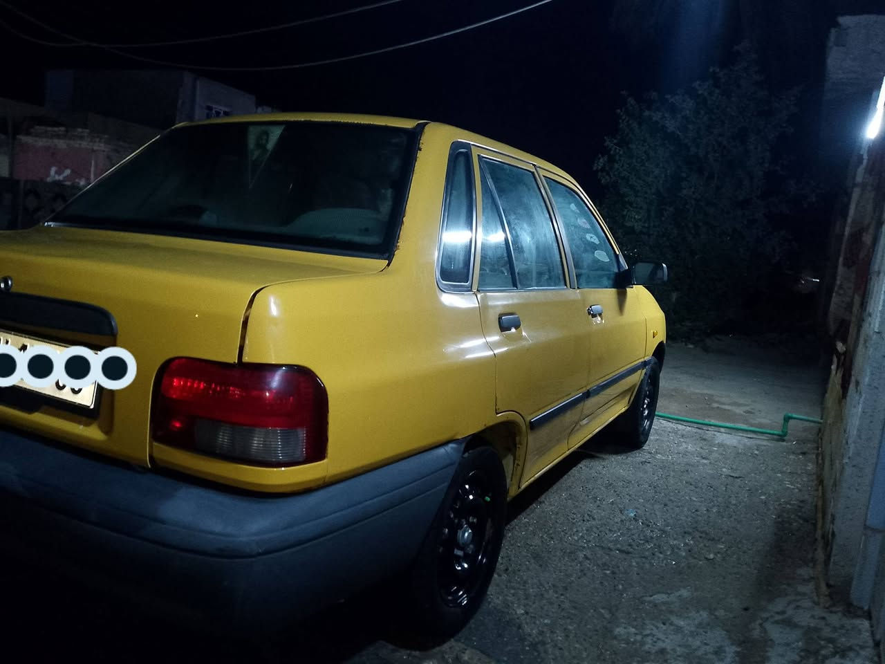 السلام عليگم/ سايبا للبيع موديل 2015  سياره ع وضع شرگه فقط بيها خياسيات قليله ولسه مامسويهن  رقم بغداد انكليزي تحويل مباشر سياره جاهزه من گلشي تبريد وتدفئه دامه كامله غرفه تخبل سياره احلى من صور تعال اقتنع  وكلب سياره وبيك خير ودلل
ملاحظه / للاتصال عل رقم او مراسلة الواتساب /***********

مكان سياره ديوانيه / السعر 38 وبيها مجال
