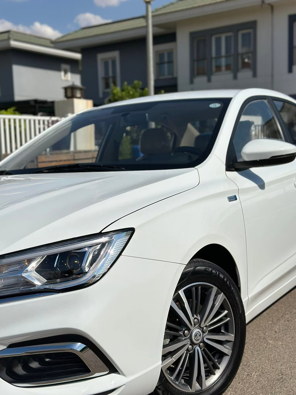 MG5 -2024-Standard Plus +
بێ بۆیاغ،بێ لێدران
٣ جێ تەحدیلی(PDR) زۆر گچکەی هەیە نیشانم کردییە
تەنها ٥٣،٠٠٠ کم ڕۆییە 
گێڕ و مەکینە و کارەبییات ، هەموو شتی بەشەرت
مواصفات:
1-شاشە گەورە و کامیرە
٢-کار پلەی(Car Play)
٣-سوکان ڤۆلیۆم و تەحدید سورحە
٤-ویل کڕۆم(بیلادی)

نرخ:١٠٣$ وەرەقە و مەجال
ژ.م:***********/Wats up -Viber
شوێن :هەولێر
