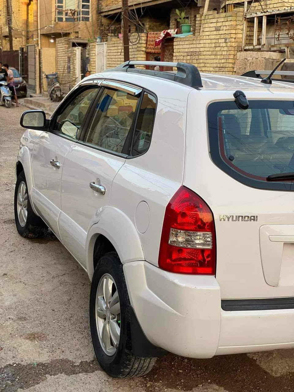 توسان 9
كفاله عامه نظيفه جداً 
ماشيه 135
رقم بغداد مشروع وطني 
العنوان ذي قار الناصريه 
الهاتف واتساب ***********
السعر 130 بيها مجال
