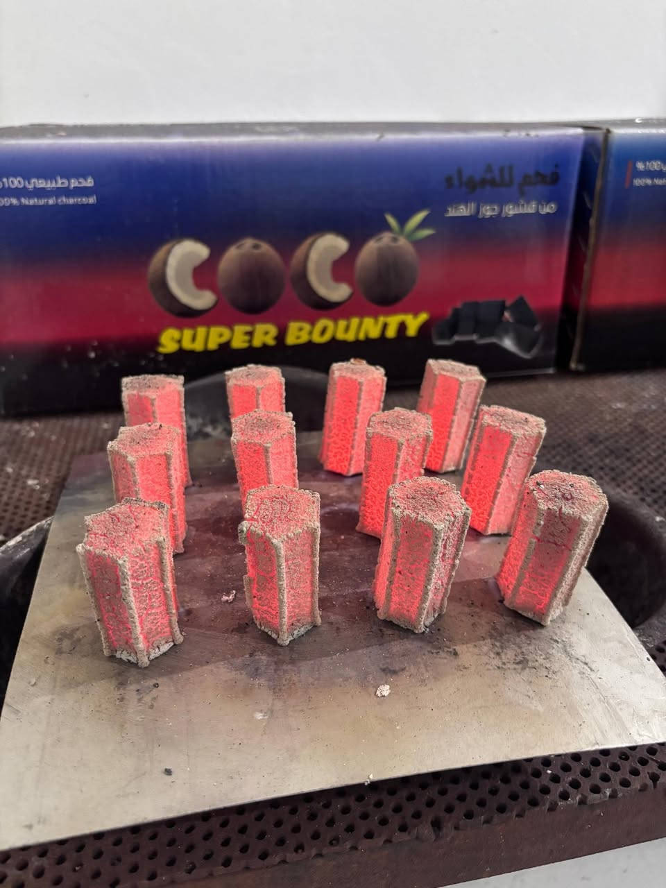 مليت الفحم التعبان الي بالسوك
مليت الكذب مال المستوردين
مليت كثرة الفحم الي بالسوك
مليت الاعلانات الكثيره الي ياهو اليجي ويصيح عندي فحمه بالضمان وتالي يطلع الفحم ايراني وتعبان ودينه كامز
نعم حقك ماعندك ثقه
لكن من تتعامل مع شركة رصينه مثل شركة باونتي وعدها مصنع تنتج هيج جوده تكدر تخلي راسك بارد وتاخذ منتج بالضمان الحقيقي والفحم الي يعجبك
فقط لان شركتنا اختصاصها فحم
هنالك بالسوق فحم ... وهنا السوبر باونتي الذي لا يقلد ولا يتم استنساخه ولا يستطيع اي مصنع بهذا العالم صنع قطعه واحده منه 
نعم انها براءه اختراع بالنسبه للفحم فهو انتاج جديد وطرح جديد من مصنع باونتي حصريا لشركة باونتي 
لا يمكن لأي شركة او مصنع الحصول عليه مطلقا
الصورة امامكم تشرح جودة الفحم بكل تفاصيله
يعني من ناحية الرماد صفرررر
المتانه عاليه جدا جدا
الريحه صفرررر
تغيير الطعم .. لا يوجد
الفحم الوحيد الصديق للبيئه وخال من المواد الكيميائية المضافه والمبيضات وغيرها 
المهم السبت القادم سيتم توزيع وجبه جديده بكافه الاشكال ان شاءالله 
للحجر والاستفسار عن الاسعار الاتصال بالرقم ***********
الاخوة الاعزاء اي سعر بالتعليقات ما نكتب حفاظا على خصوصية الوكلاء
