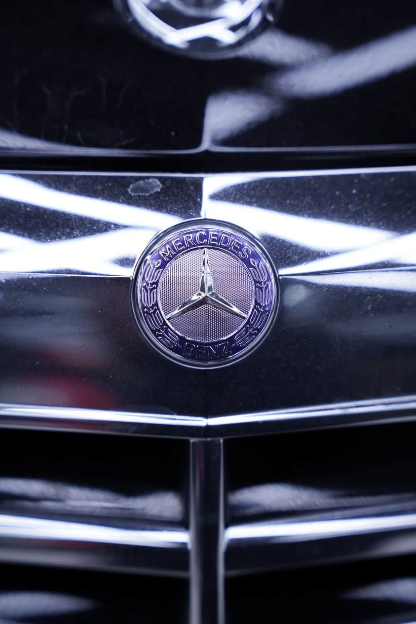 مارسيدس S350
موديل 2009
مكفولة كفالة عامة من حادث وصبغ و اي شي 
ممشا 66000 كيلو متر فقط
فول مواصفات معروفة مواصفات ال S ب هاذا الموديل 
رقم اربيل با اسمي تحويل مباشر
مغلفة كامل PPF ضمان 5 سنوات
.
السعر 28 وبيها مجال بسيط
***********
***********
سبب البيع عندي غير سيارة وماعندي مكان لهيج قطعة
