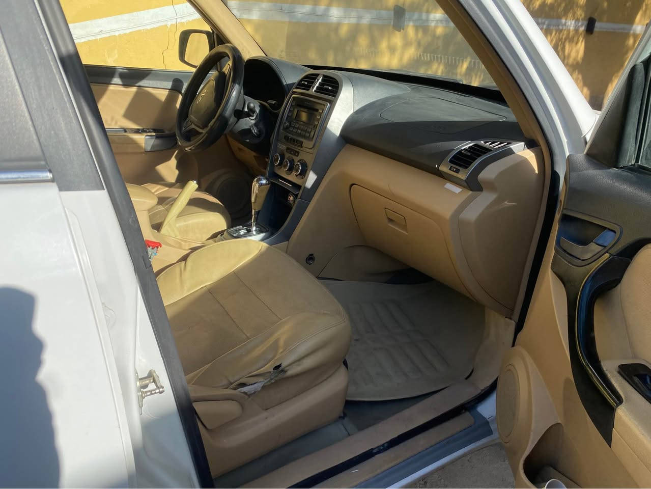 السلام عليكم سنة سعدية 
تيكو 2013
سياره مكفوله من كلشي كير محرك ممتاز تبريد ثلج
السعر 57 مستعجل مجال قليل مكاني الحلة المتحتية *********** حلة, بابل
