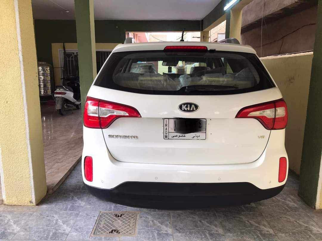 كيا سورنتو خليجي 
رقم الدولي الجديد مشروع وطني 
موديل ١٣ شكل ١٥
لون ابيض 
٦ سلندر ٧ راكب 
فوووول مواصفات ١/١ عدى الفتحة 
كشنات جلد اصلي 
كشنات كهرباء 
مري شفط  
حساس امامي وخلفي 
تحكم استيرن فول 
تبريد ابيانو لمس 
تبريد ٣ قطع ثلج 
نظام ايكو 
اضواء ترحيب بليدات 
علامة سورنتو بلدوسة 
يدات نيكل اصلي 
اشاير بلمري 
لد امامي وخلفي 
ويل ١٩ كروم 
تخم تاير جديد 
كير ومكينة وصدر وحدادية وتبريد كفالة
السعر تصال ***********
