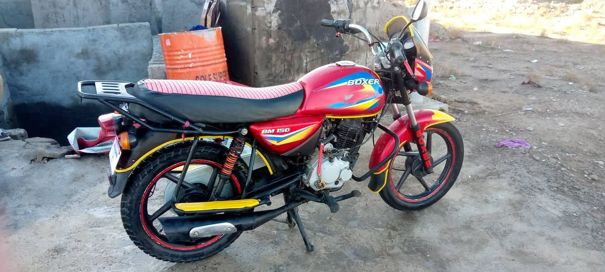 دراجه بوكسر خمسه كير موديل 2020اوراق اصليه السعر 950 وبيها مجال الهاتف ***********
