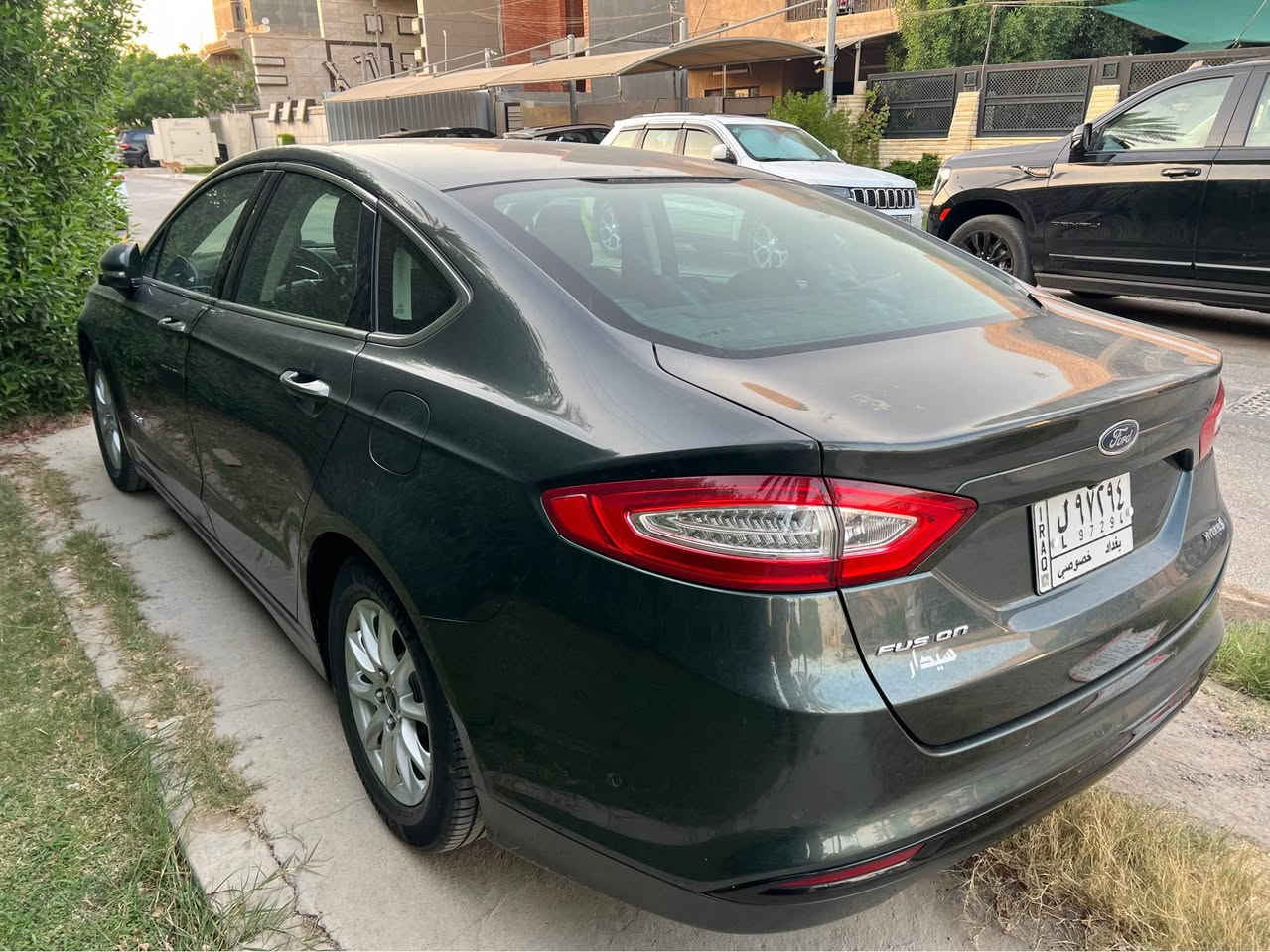 فورد فيوجن هايبرد خليجي ٢٠١٨ ماشية ٥٢ الف كيلو السيارة بلادية كلشي بيهه بلادي بيهه طخة مبينه بالصور وصلحتهه تخم تاير جديد قبل شهر شديته 
المواصفات حساسات ٣٦٠ مري شفط بصمة شاشة جبيرة هاند بريك بصمة تشغيل عن بعد اوتو بارك تمشي بالشحنة ٨٠٠ الى ١٠٠٠ كيلو حسب سياقتك 
رايدهه ب ١٣٨ وبيهه مجال
*********** بغداد, العراق
