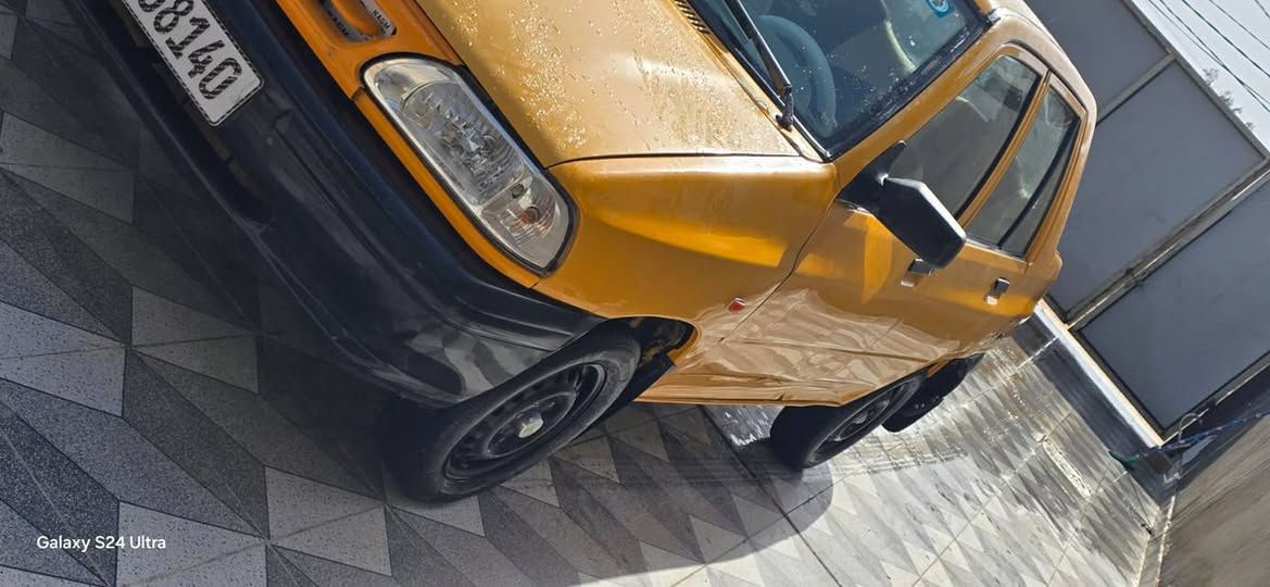 السلام عليكم للبيع موديل ٢١ رقم قادسيه دولي مصفره هيئه وغرامات سنويه لل٢٨ بأسم ابن عمي بيهه جاملغ وبنيد  وبارد بجاملغ الخلفي بدون دواخل  السعر  ٤٥ وبيهه مجال قليل مكاني ديوانيه  لاستفسار ***********
