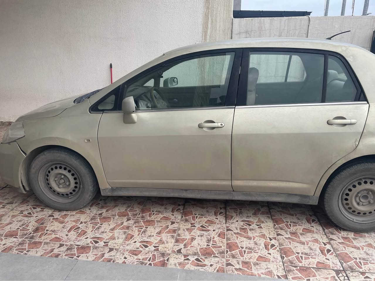 نیسان تیدا
مۆدیل 2007، سبوغ عامە، گێڕ تۆماتیک و قفڵ مەرکەزی، بەناوی خۆمە و هەززە و سەنەوی نوێیە. مەکینە و تەحویل و بەناوکردن و غەراممە بەشەرت. نرخی ٦٥ وەرەقە و مامەلەیەکی زۆر کەم.

Whatsapp: *********** أربيل, العراق
