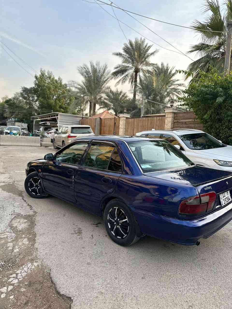 بروتون. 2004 شركة عامة  اوتوماتيك كابريتر. السيارة بدون اي نقص صبغ جمالية  صدر. كهربائيات كير محرك. تبريد. على قرصة. الشركة  هزة. ورقم جدد. رقم بغداد  مكان بغداد زيونة *********** سعر السيارة من الاخير 54 ورقة اكرر سعر 54 من الاخير السيارة تترحملي عليها
