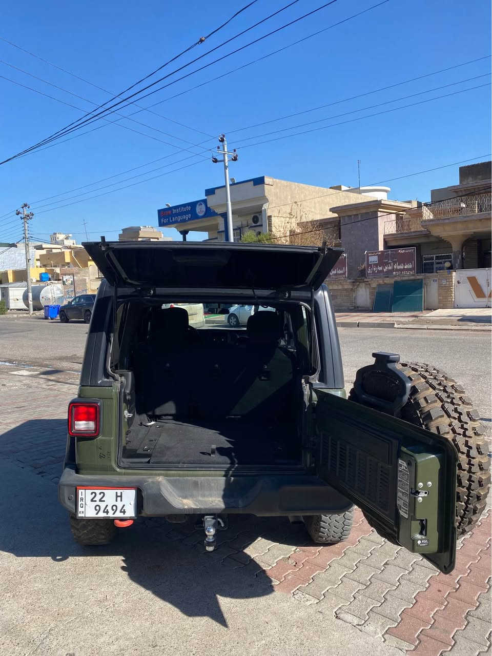 جێپ ڕانگلەر 2021
4 پەنجە سبوغ لێوی بۆنیت
بێ ناوگرتن ٫ ئێڕباگ سوکان دەشبول 
مەکینە V4_2.0 t کەپس 
رەقەم هەولێر سنوی نوێیە 
ڕۆیشتن ٢٦ هەزار میل 
مواسەفات دەبل ئەکسل 

تەنها فرۆشتن نرخ ٢٦٥$
واتساپ☎️***********☎️ Singapore
