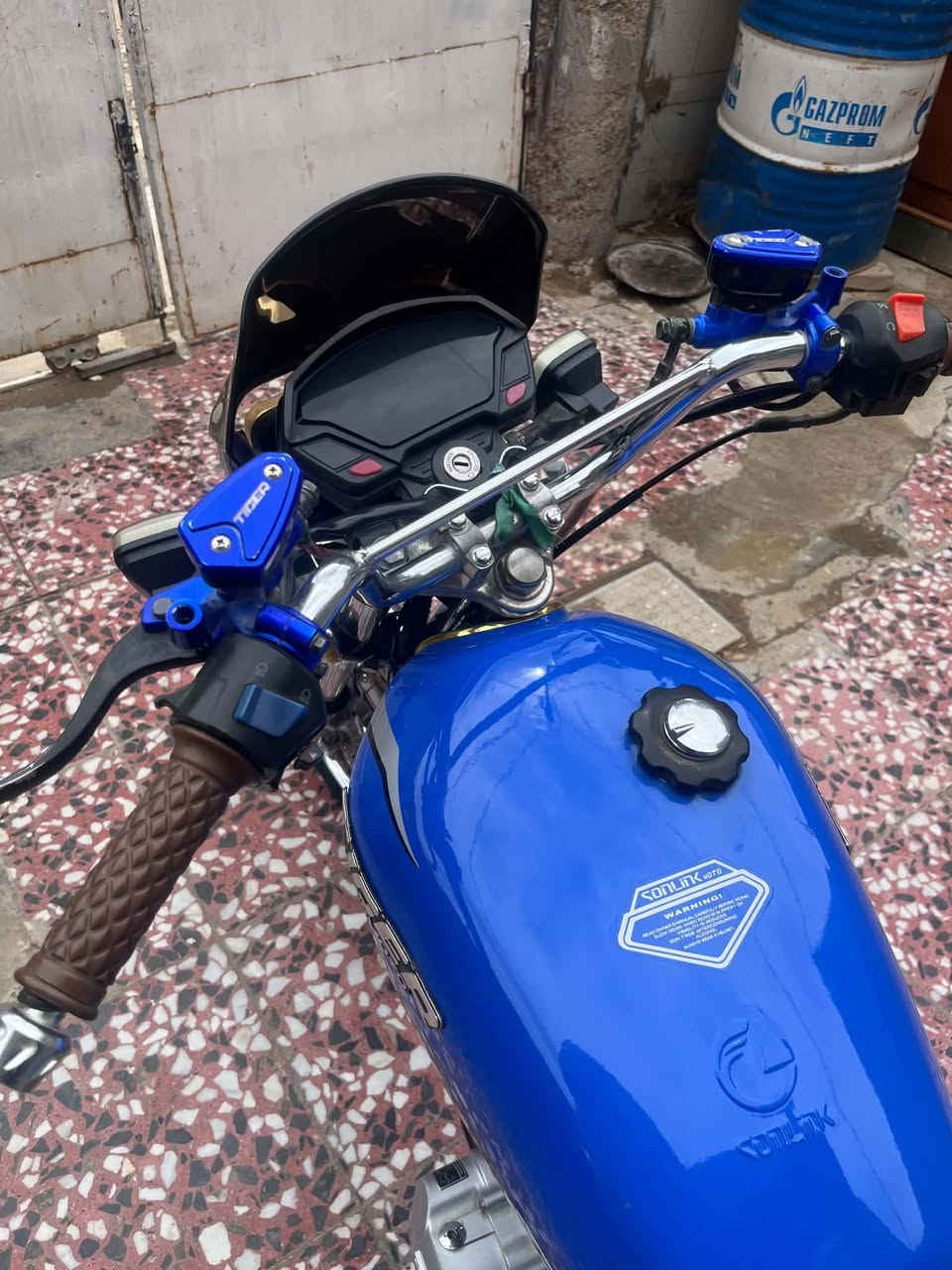 تايكر مديل 25 اوراق استنساخ  مكفوله دراجه فوول نضافه مكانها حله حي الشاوي سعر 625 مجالها جدا بسيط للستفسار   ***********
