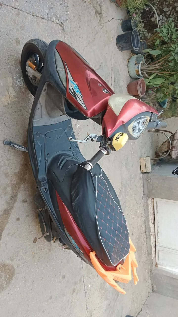 ماكس عدله بوشه ٥٥ دراجه نضيفه شغاله سلف وهندر كهربائيات شغله 
الشراي يراسل ويدلل والي يوعد ومايجي لايراسل


**إذا كنت صاحب هذا الإعلان وتريد حذفه لأي سبب، رجاءا أرسل رسالة إلى الدعم الفني**