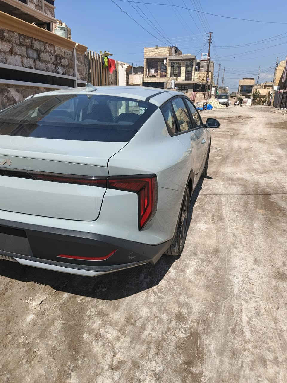 السلام عليكم كي 4 للبيع موديل 25 بدون ارقام حادثها مبين بالصور السعر خاص تواصل على هذا الرقم***********
