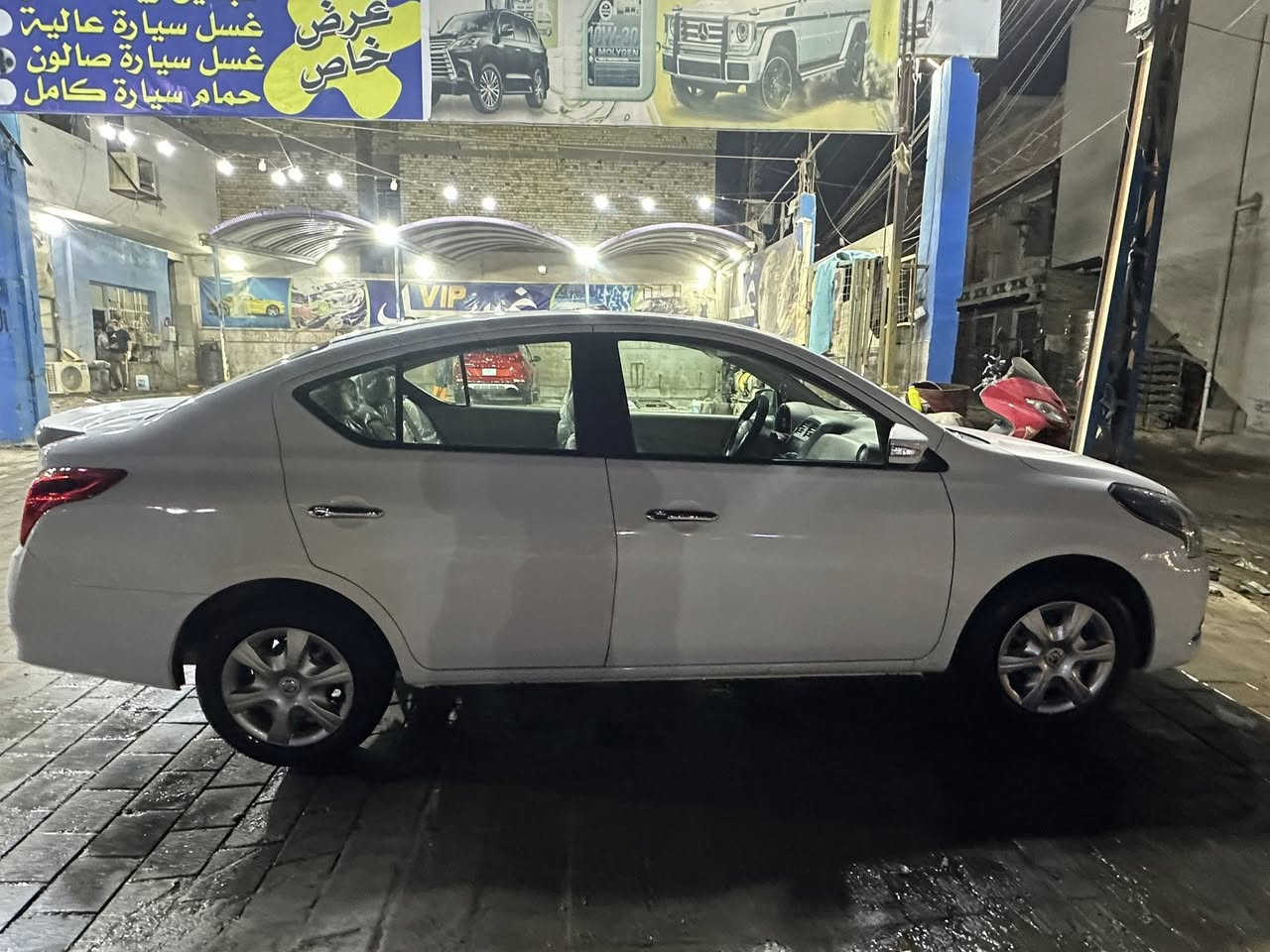 سلام عليكم نيسان سني مصري2025
سيارة ماشيه 10,000 كيلو
رقمها اربيل بسم الشركة
سيارة صافيه زيرو السيارة
ماناقصها شي 
سيارة سعرها 130 ورقه وبيها مجال
مكان السيارة بغداد
***********
