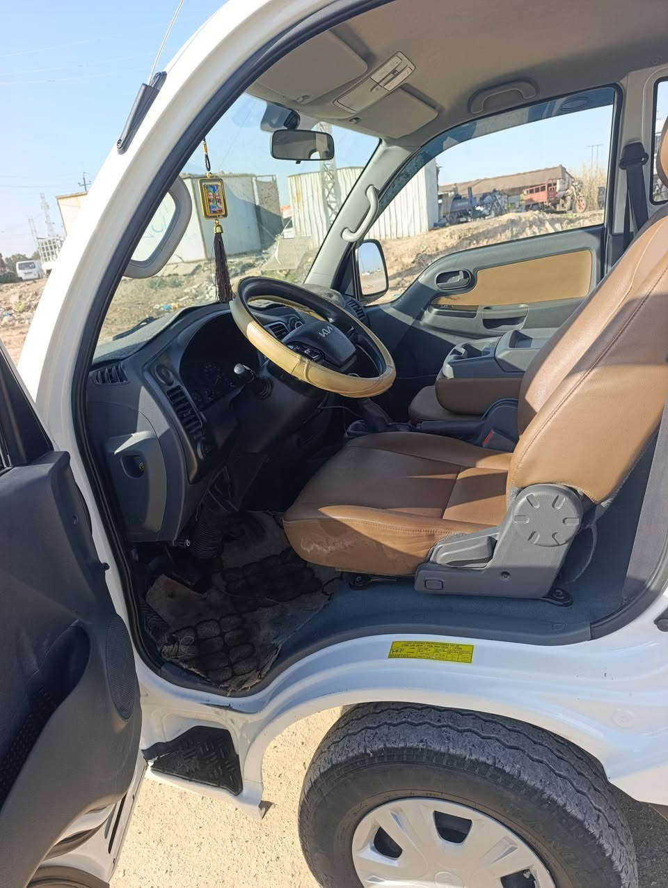 كيا حمل  موديل 2024 رقم بابل
160 وبيها مجال سياره جاهزه خير من الله 
العنوان بابل الكفل 0787 678 7655
