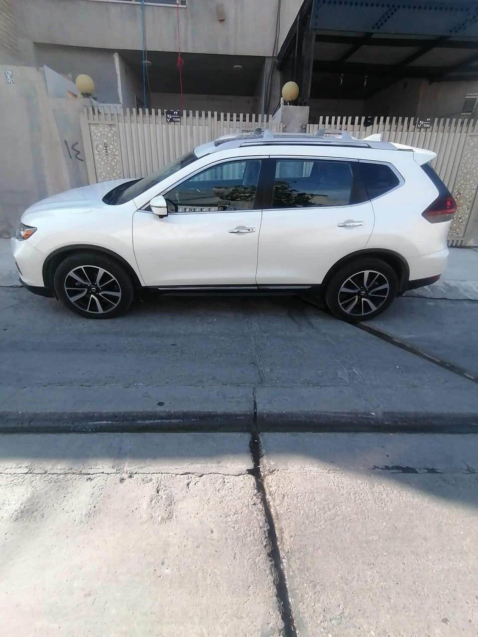 نیسان ڕۆگ 2020 sl فول مواسفات
مەکینە 4 بستۆن مەرغوب 
سەیارەیەکی زۆر پاک و دەرەجەیەکە
نرخ : 185 📥 

یەک دینار مەسروفی تێدانیە
1 بارجە لە گەل کەمک شان سبوغ بيش و بست كبس
 هەیە پیشوو پشتی کەبسە 
گێڕ و مەکینەی بەشەرت 
ڕادار و بەردی گزۆزی بیلادی 
زماره شاصى( 5n 1AT2MV8LC795519 )
شوێن هەولێر
بۆ زانیاری زیاتر ژمارەی خاوەنەکەی 

***********
وەتسئاپ فايبر أربيل, العراق
