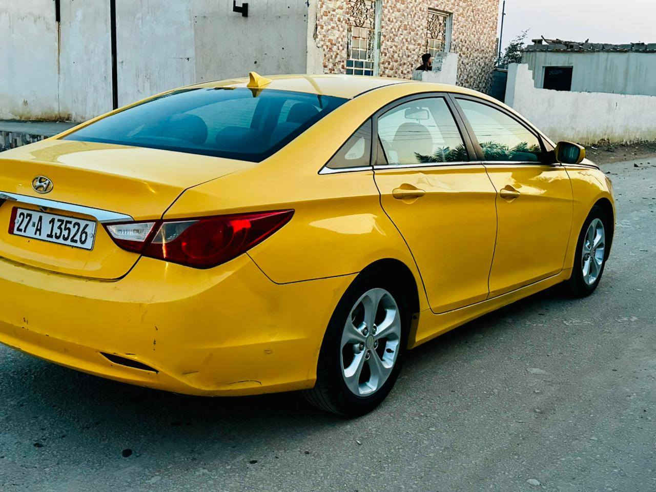 السلام عليكم ،، للبيع أو مراوس بخصوصي حسب القناعه ،، سوناتا موديل 2013 أمريكي كفاله عامه شرط من اي ضربه وتبديل ما عده الدعاميه الخلفيه مبدله بدون دواخل ،، رقم ذي قار دولي تحويل ثاني يوم ،، جاهزه من كلشي ،، مكينه وكير وحدايده وتايرات ،، تدفئه تبريد شغال ،، لايت زنون ،، شاشه وكامره خلفيه ،، أرضيه جلد ،،دشبول مغلف جلد ،،  مصفره هيأه وغرامات شرط تاخذها ما مطلوبه ألف ،، مكاني ذي قار الأصلاح ،، رقم التليفون ،، *********** السعر 100 وبيها مجال والشراي يدلل
