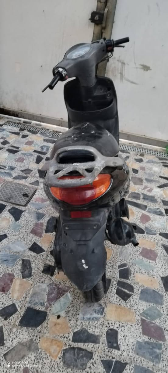 دولفين اكزز للبيع سعرها  550  مفتوح بستم مبدل بيها وبوشه اصليه سلف  وكهربائيات كاله شغال مكلف بالنشر للاتصال ***********
