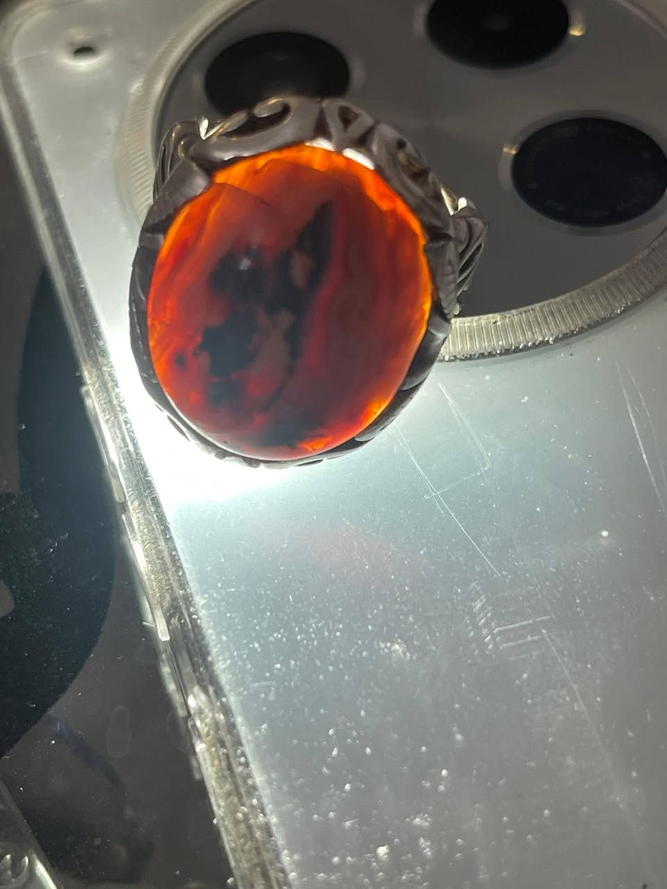 من النوادر
داودي قديم مصور سفينه مشف احمر دموي 
فضه ٩٢٥ استفسار واتساب ***********
