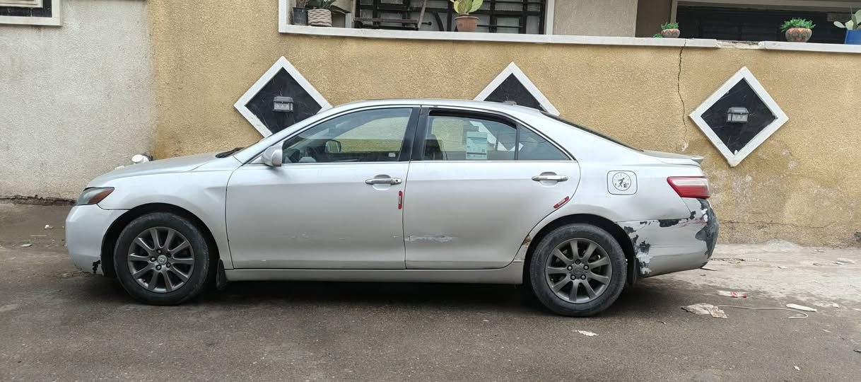 السلام عليكم كامري ٢٠٠٧  امريكي فول مكينه ٢٤٠٠ مكينه وكير جديد صدر جديد تخم تاير جديد حادث جمالغ خلفي الباب الخلفي مبدل السياره مصبوغه الجماليه رقم السياره نجف السعر ٨٠ مكان بغداد رقم الجوال  ***********
