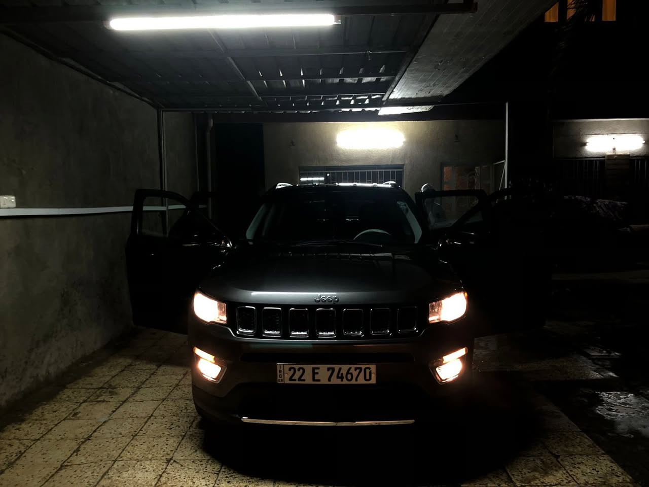 سلام عليكم بيع او مراوس بنفس السعر
جيب كومباس 2021 LIMITED

فول مواصفات عدى البانورامات 

وراد امريكي 

المواصفات : شاشة ابل كار بلي 

كامرة دوارة وية الستيرن

تحكمات ستيرن جهتين

تحكم خلف المقود 

رادار امامي يرادلة برمجة فقط 

تحديد مسار 

نقطة عمياء

كشن كهرباء

كشنات جلد  

تدفئة بالكشنات 

تبريد قطعتين ثلج 

هندبريك كهرباء

اوتو ستوب

4 منافذ USB

تضليل للجامة الخلفية كهربائي 

انارة هالوجين بلادي علامة جيب 

تدفئة بالستيرن 

السيارة لونين تكم وقمارة اسود 

اشاير بالمري

مثبت سرعة 

ويل 18 

السيارة صدر حدادية اذاين كلة جديد 

مكينة وكير وتبريد كفالة 

ماشية 35 الف MI ميل 

السيارة مال بيت صارلة سنتين ونص يمي 

رقم اربيل تحويل ثاني يوم بأسمي 

صور الحادث مرفقة بالمنشور 

الصبغ: جاملغ امامي عكس السايق مبدل ومصبوغ 

والتكمة عكس السايق كلير 

وبيه الهلال الخلفي صبغ على كد شبرين فقط هذا حادث أمريكا

وبالعراق كما موضح بالصور اكو طخة نطخت هية وواكفة وبعدني مصابغة فقط 
للستفسار ***********
