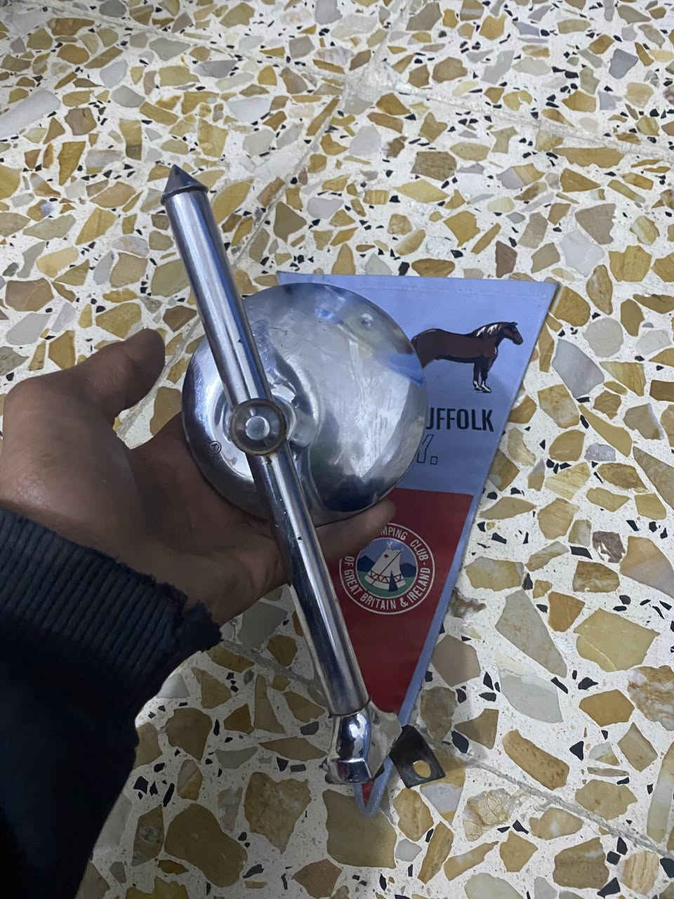 سلام عليكم مرخصت صاحب الكروب مرايه سلايت للييع نضافتهه ٩٠/١٠٠مبدل بيهه بس جامه وعلام فحص للبيع لسعر واتساب أو رقم***********عنوان بغداد شهداء لبياع
