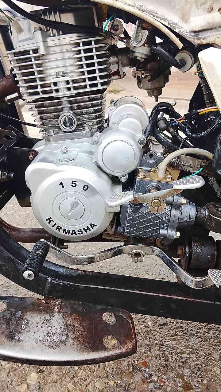 السلام عليكم ورحمه الله وبركاته محرك الستوته150البيع موديل 2020 محرك صافي السعر 150وبي مجال قليل


**إذا كنت صاحب هذا الإعلان وتريد حذفه لأي سبب، رجاءا أرسل رسالة إلى الدعم الفني**