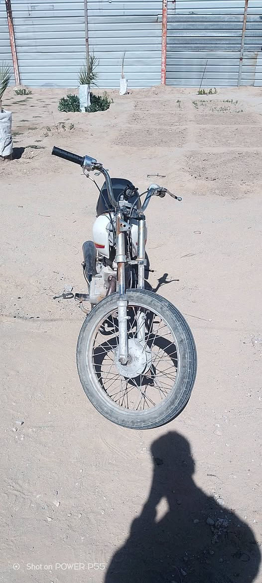 للبيع موديل 15 كلك مكاني كربلاء السعر 225 وبيها مجال قليل للشراي الرقم ***********
