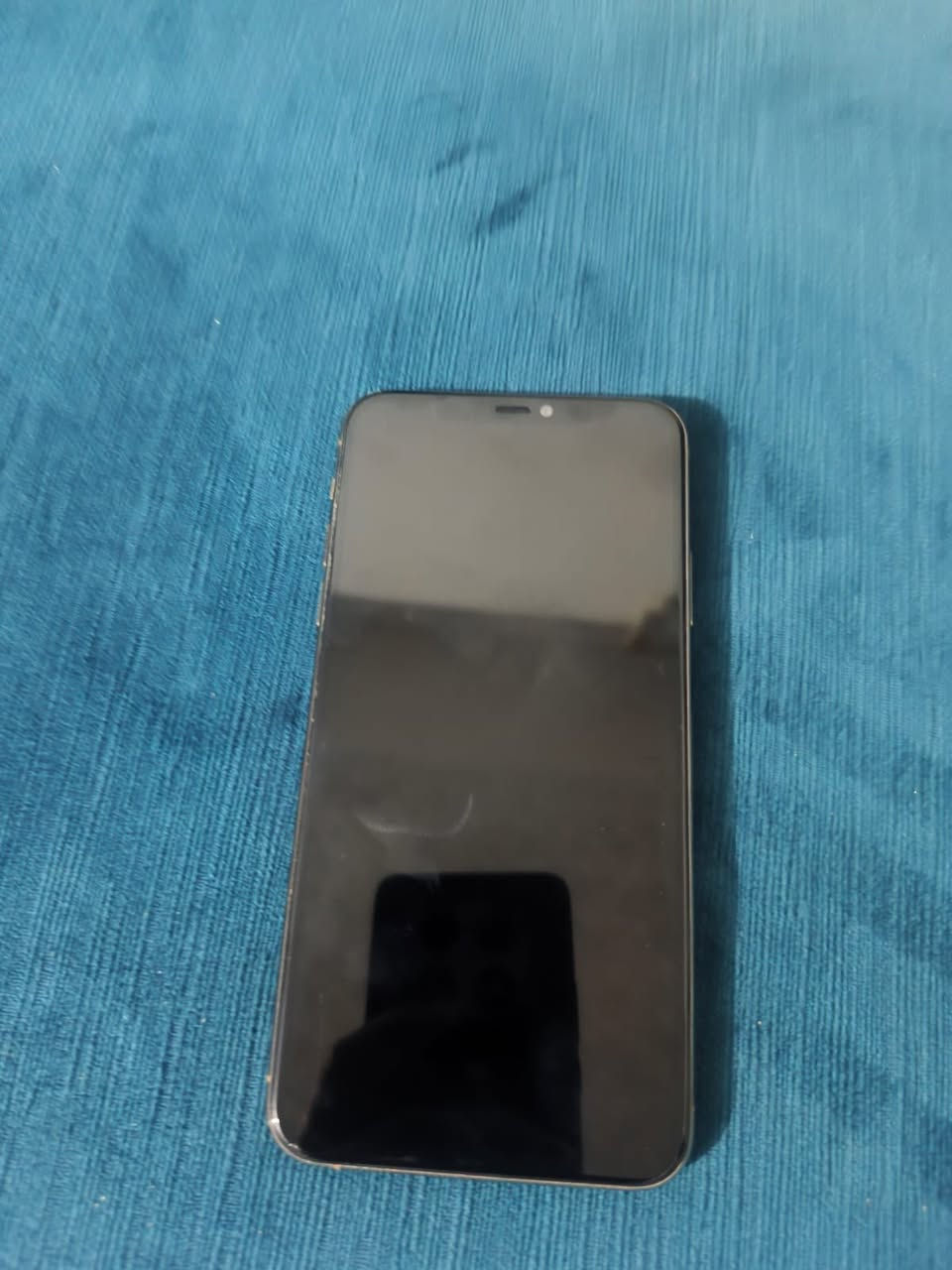 السلام عليكم 
آيفون 11برو ماكس 
للبيع الجهاز يرادله شاشة تبديل 
الجهاز شغال كله بس مرات الشاشة تعلك 
وبسب الشاشة بصمة الوجه وكفت 
ما بقية كلّه شغاله اتصال شريحة ونت كاميرا 
والسعر مناسب جدا 150 قفل 🔐


**إذا كنت صاحب هذا الإعلان وتريد حذفه لأي سبب، رجاءا أرسل رسالة إلى الدعم الفني**