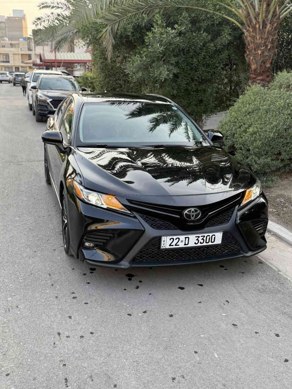 السلام عليكم ورحمة الله وبركاته 
للبيع كامري موديل 2019 
رقم أربيل بأسمي هزة سنوية جديدة 
مواصفات se 
كشن جلد اسود
كشن كهرباء
تحديد مسارات 
رادار امامي
حساسات خلفي امامي
جام 4 فول اوتو
شفتات ستيرن
تحكم فول 
مواصفات ال se معروفة 
كير ومكينة شرط كفالة 
حجر بيئة شرط 
سيارة كلشي بيها بلادي 
ضرر شبه كلين خفيف جداً الحمدلله 
بدون دواخل بدون ايرباك بدون شواصي كلشي سليم
بجم كبس خلف كبس

اخوان كلشي ذاكر مع صور الحادث والسونار جديد
رقم شاصي. 4T1B11HK8KU685177
المكان بغداد المدائن او المنصور 
السعر 187 وبيها مجال 
سيارة كاملة بدون نواقص حتى دهن جديد 
بلكات جديدة وكالة 
***********
