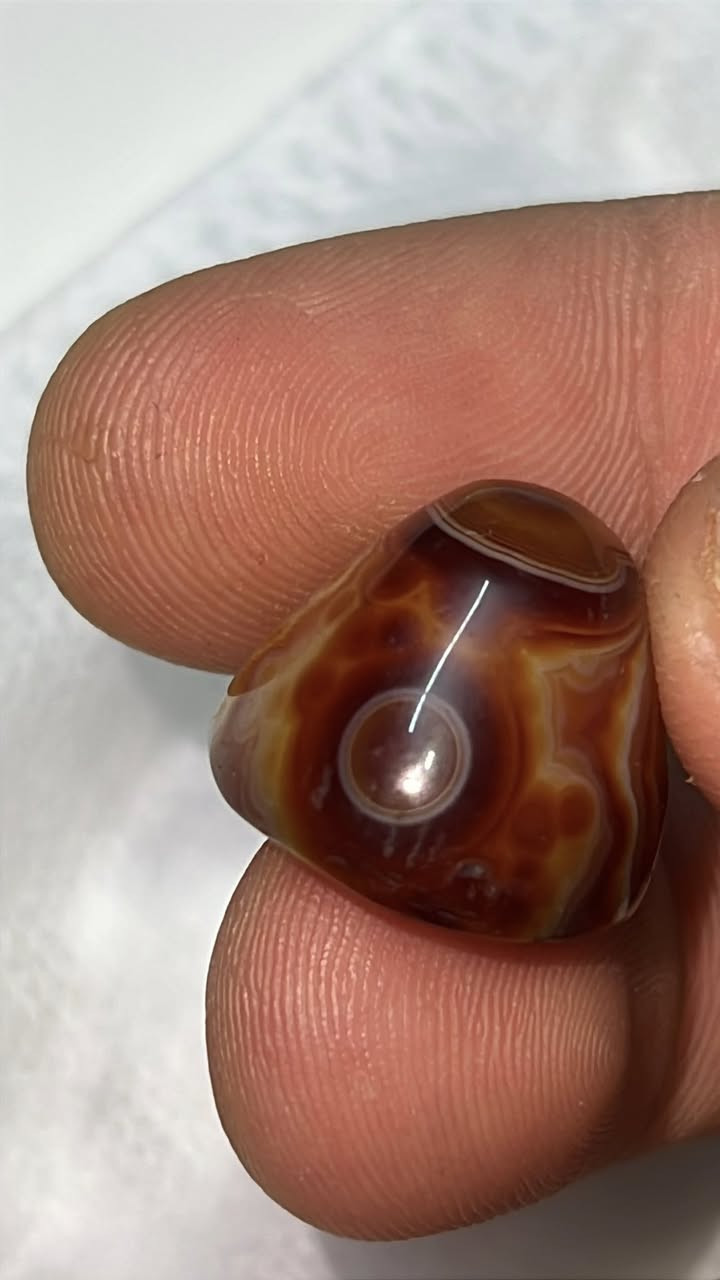 اخوتي الطيبين سليماني هندي قديم مشروط الحجر تجي تاخذ من البيت مكان بغداد البنوك ***********
