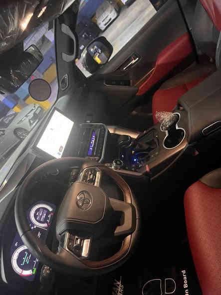 سلام عليكم
سياره لاندكروز 2025
فول فول المواصفات VX_R
السياره بعدها زيرو 
للاستفسار : ***********
فقط وتساب ‼️
