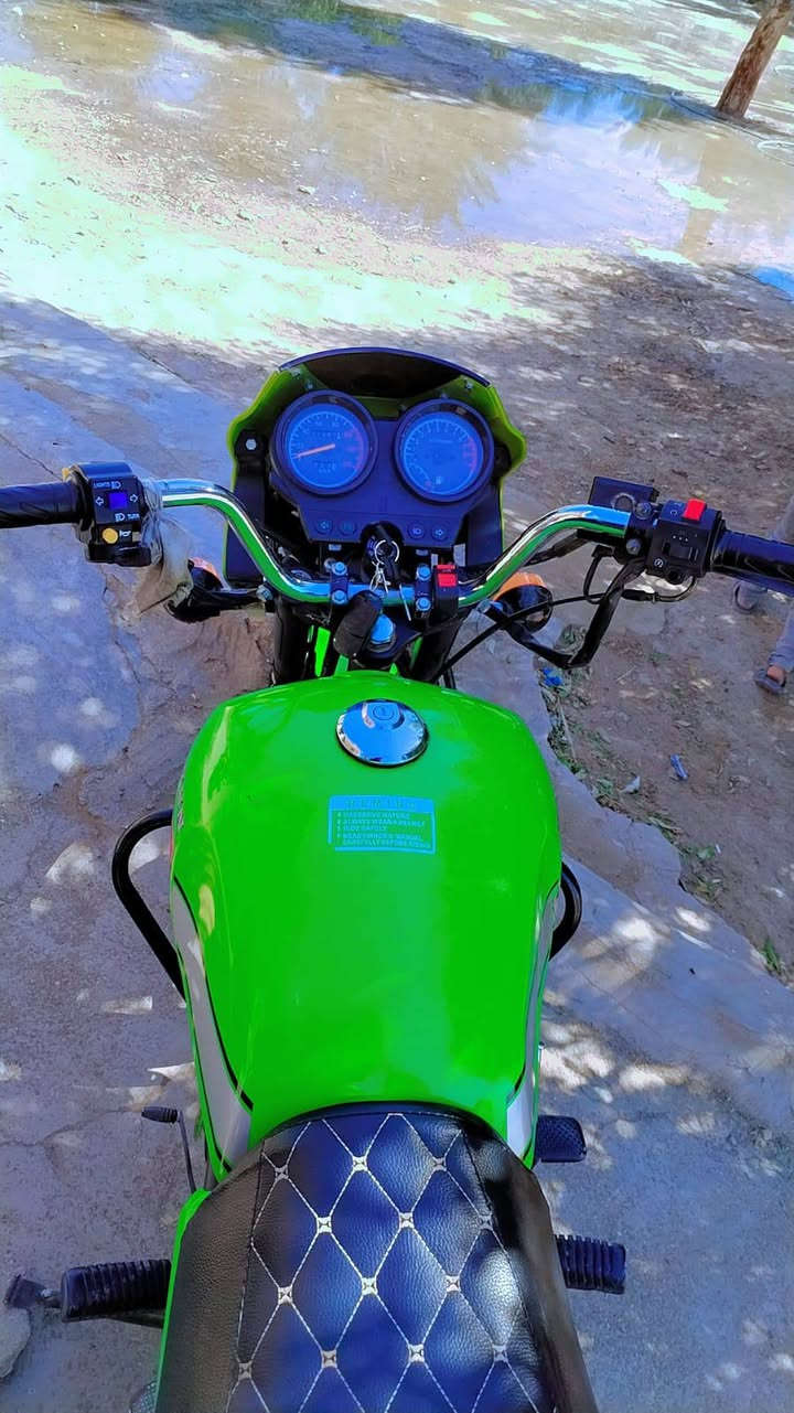 يا الله سلام عليكم دراجه للبيع دايون ٢٣مكينه ٢٠٠مكفوله كفاله عامه اوراق اسكنر  دراجه احلى من الصوره كهربايات كلها شغاله بليته ورقم شاصي ٢٣دراجه خير من الله  السعر 1050وبيها مجال اتصل وبيك خير ودلل الرقم ***********
