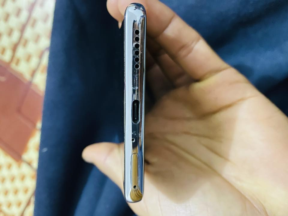 سلام عليكم للبيع جهاز تكنو كانبو 40برو 5g جهاز جديد كلش كسر خط  اخذته صار سبوع    بالبوبجي 90فريم. قوي وسلاسه فول  بس محتاجه  ويريد يبيعه  العنوان البصرة قضاء الدير   وشراي يجي واتساب. او هنا  يراسلني. هاذ رقمه مكلف بالنشر طبعا 
***********
