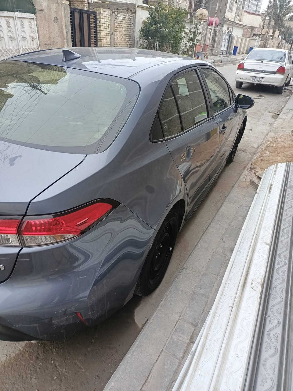 كورلا هايبرد موديل ٢٤ماشية ١٢٠٠٠قطعتين صبغ السعر ١٥٠وبيها مجال مرقم بغداد هاتف ***********
