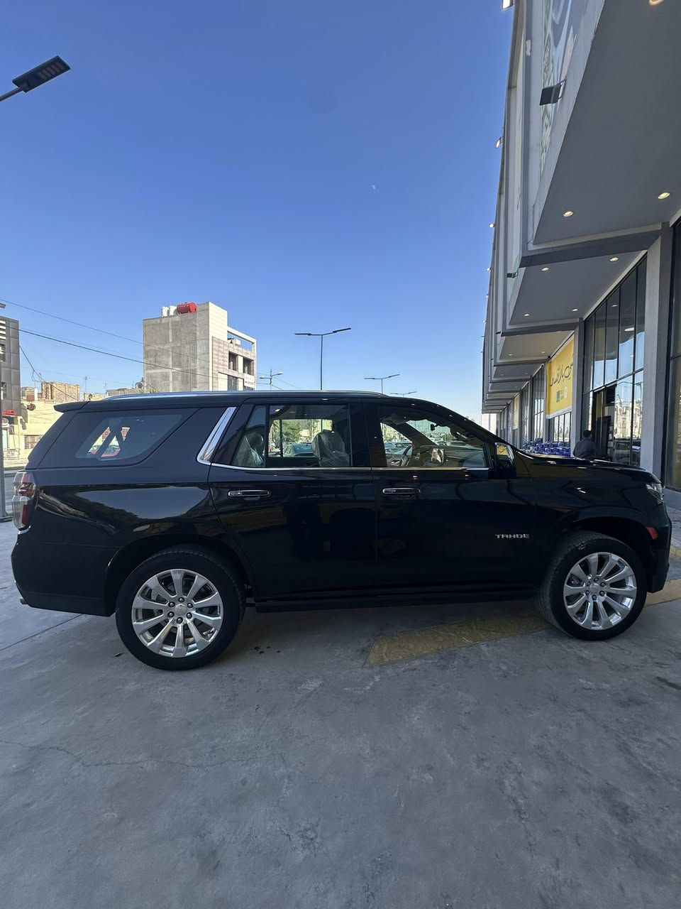 السلام عليكم تاهو موديل 2023 بريمر 
وكاله المنصور كفاله ماشيه 20 رقم بغداد
السياره بريحه الشركه العنوان بغداد 
***********
