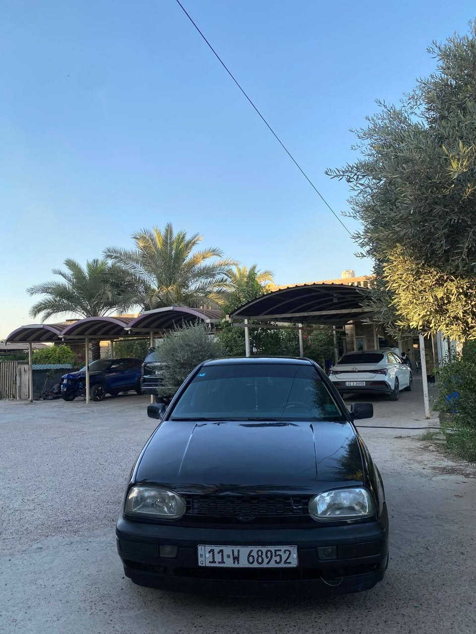 سلام عليكم كولف mk3 موديل 94بغداد كير المحرك حاويه تبريد شغال تخم تاير صبغ عام بدون حادث داخلها جديد بسمي السعر 48للاتصال ***********
