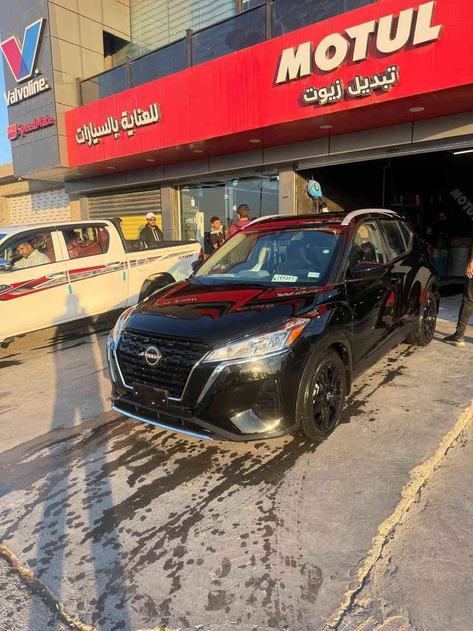 سلام عليكم موديل 23 مواصفاتها SV
وعليها ويالة مال اس ار رياضية
كل مواصفات الكيكس تعرفهن رادار ونقاط عمياء وشاشة ابل كار بلي والكيجات الكترونية شاشة
ماشية 6 الاف ميل بس
صبغ چاملغ امامي ايمن
وبارد بالباب والبنيد بدون صبغ
ها وبيها شخط بين الباب الخلفي والجاملغ الخلفي صغير
للتواصل عبر رقم_*********** سعر138وبيه مجال
